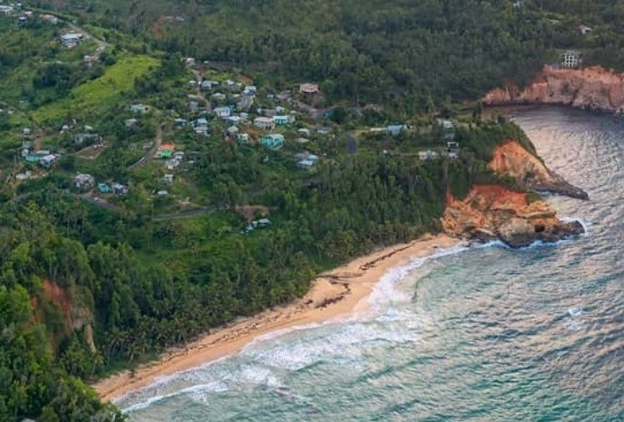 Commonwealth Of Dominica Commonwealth Of Dominica